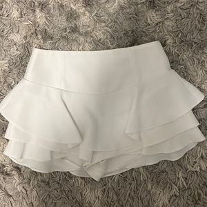 Zara white ruffle skort